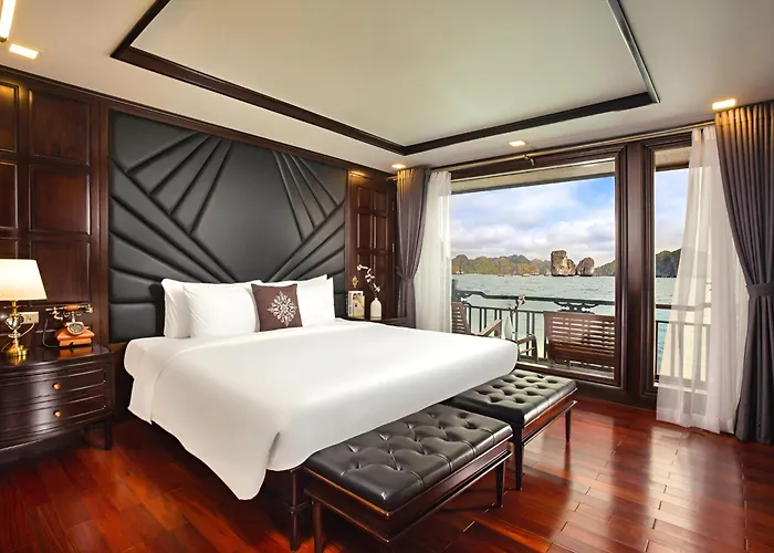 Botel Mila Grand Luxury Cruise Hạ Long