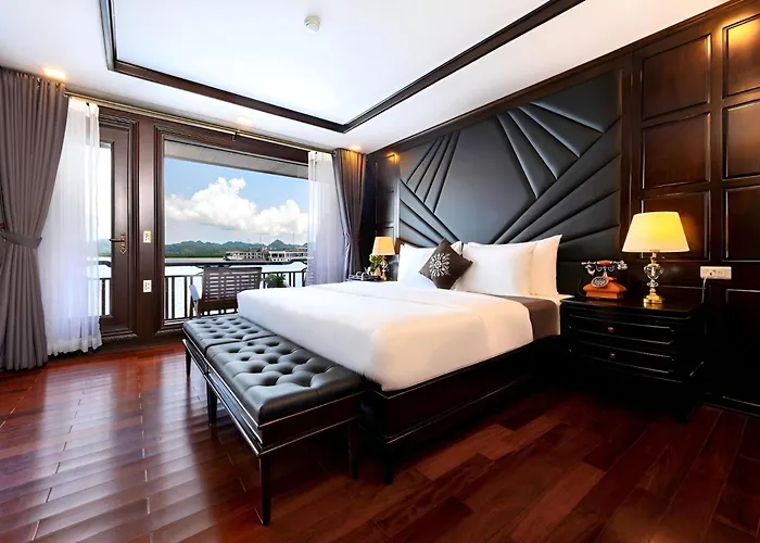 Mila Grand Luxury Cruise Botel *